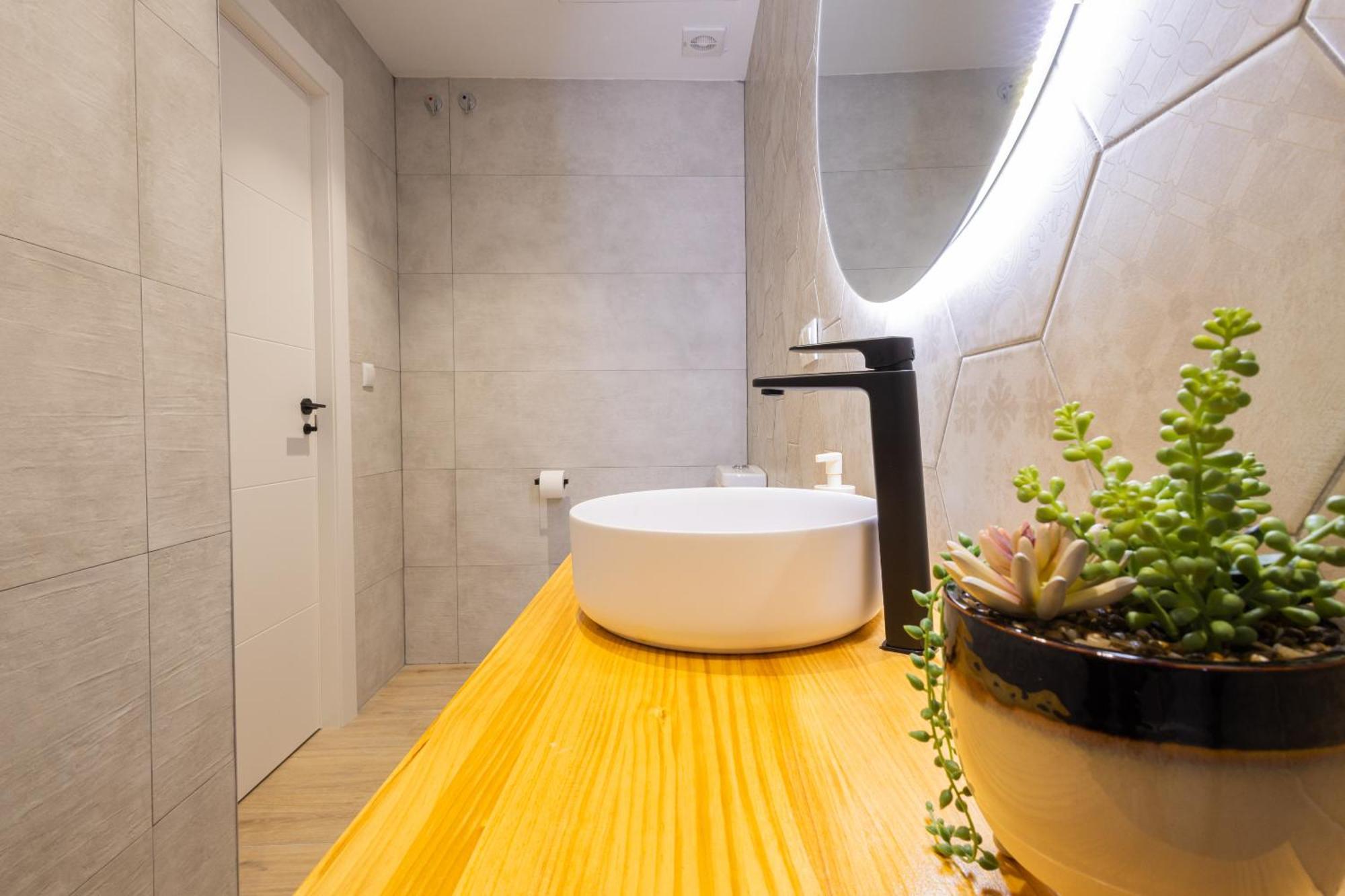 Florit Flats - The Trafalgar Apartments I Valencia Bagian luar foto
