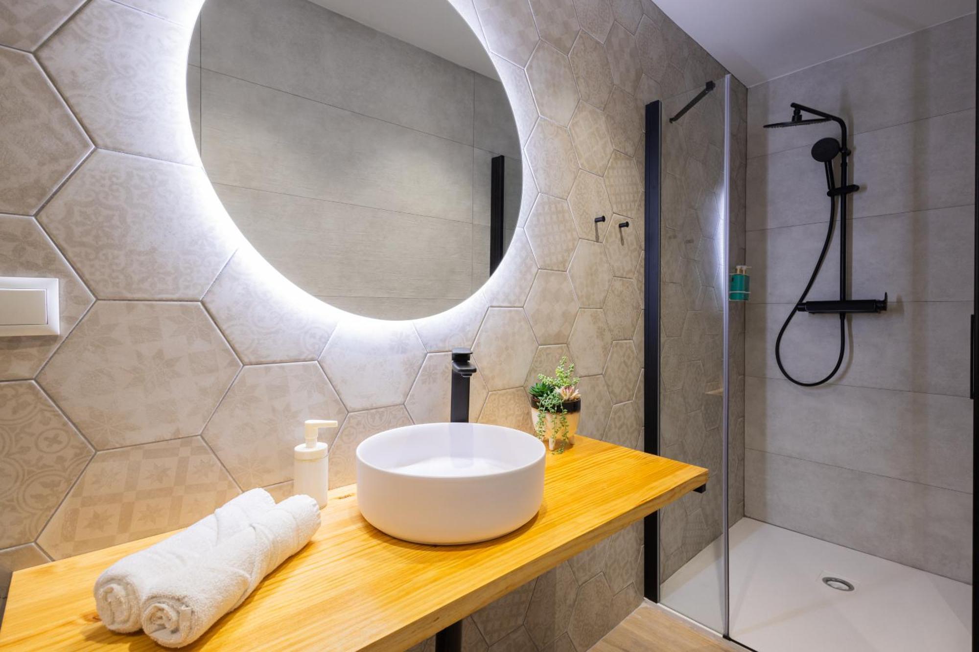 Florit Flats - The Trafalgar Apartments I Valencia Bagian luar foto