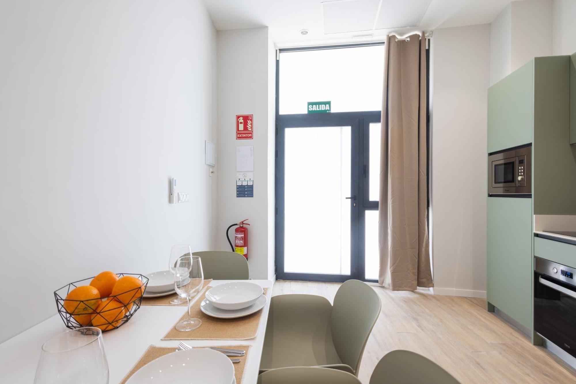 Florit Flats - The Trafalgar Apartments I Valencia Bagian luar foto