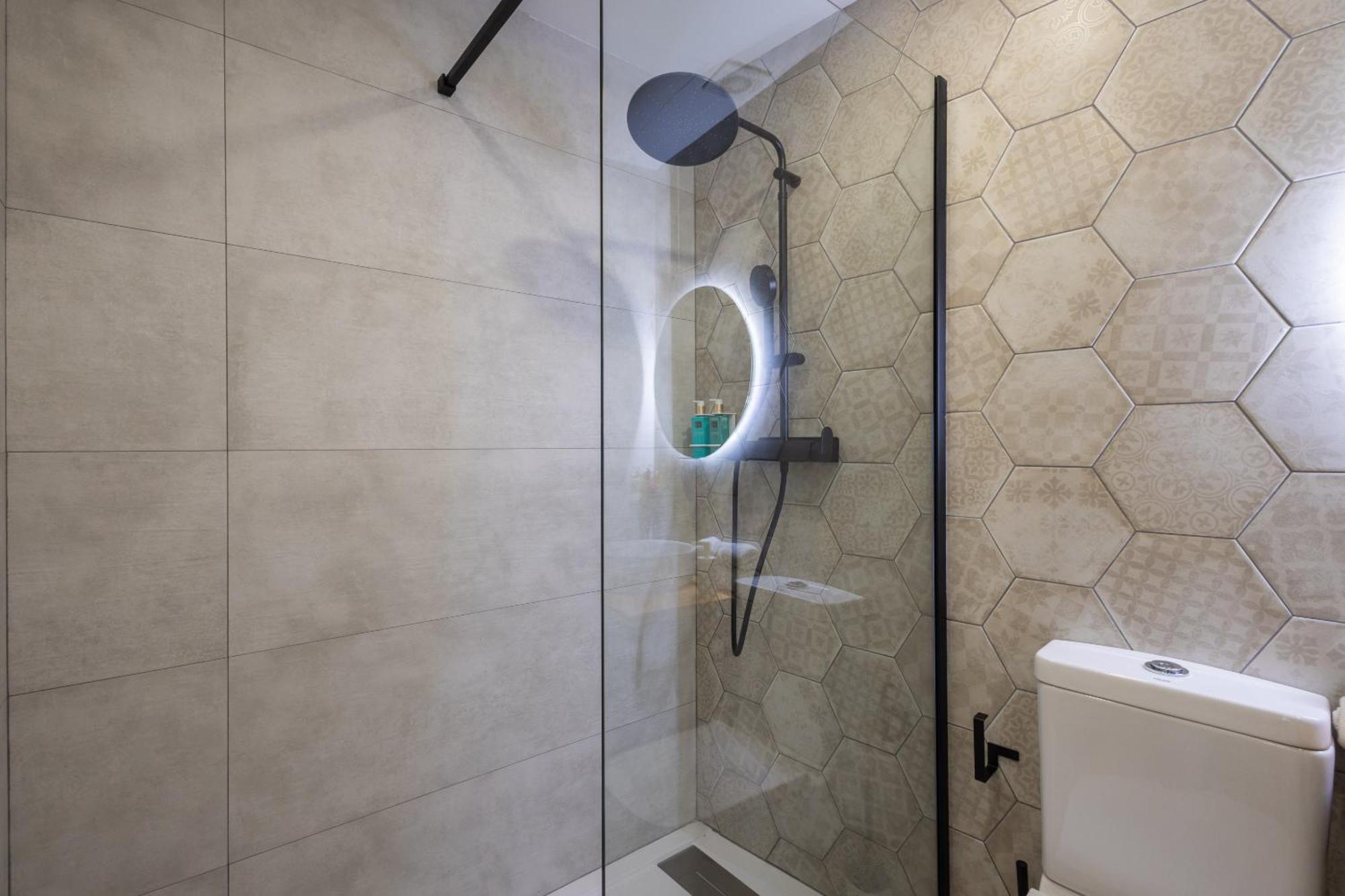 Florit Flats - The Trafalgar Apartments I Valencia Bagian luar foto
